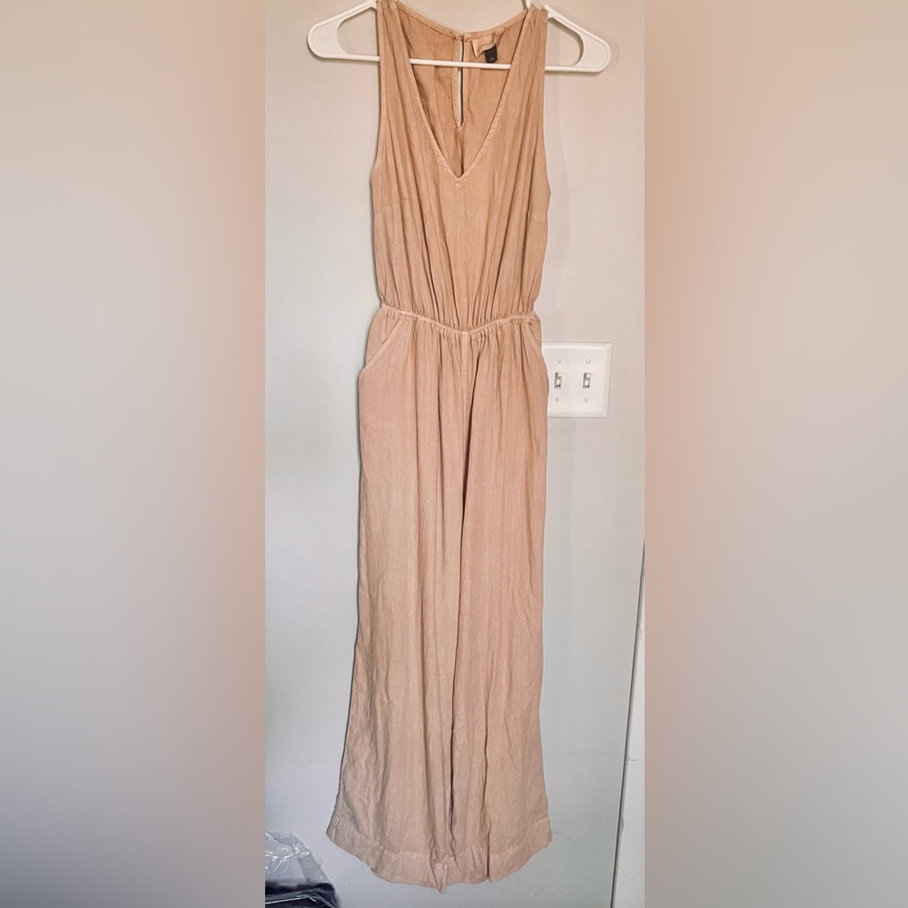 Universal Thread Beige linen jumpsuit